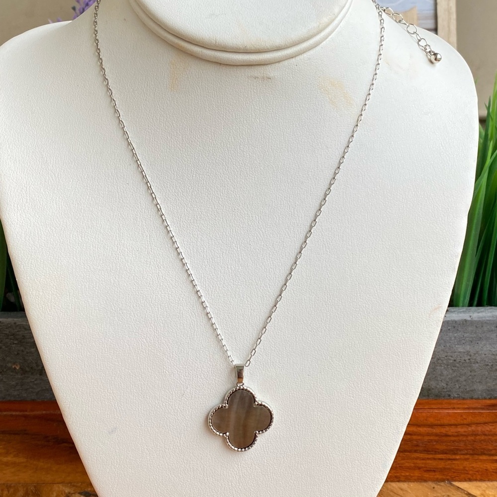 NECKLACE - Picture 4 of 5